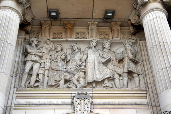 Frieze on Glasgow City Chambers (1888) by John Mossman & George Lawson. Glasgow, Scotland.