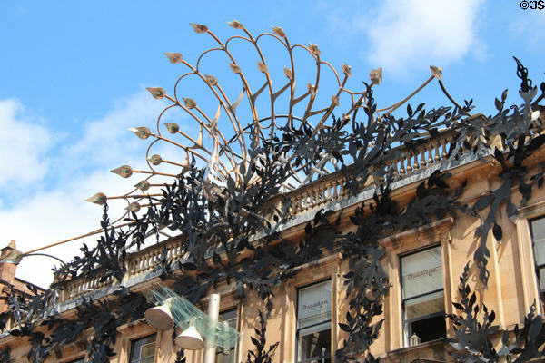 Ironwork peacock sculpture (1987-90) by Alan Dawson & Shepley Engineering atop Princes Square (34-58 Buchanan St. Mall). Glasgow, Scotland.