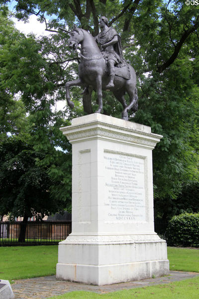Statue Of William III (1735) on Cathedral Square. Glasgow, Scotland.