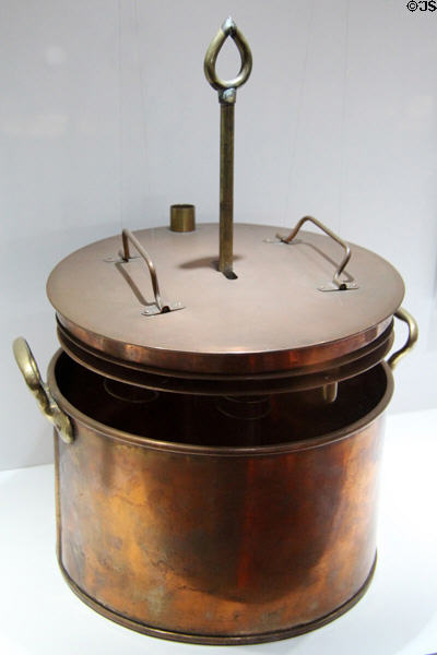 Joseph Lister's antiseptic copper sterilizer for ligatures (1890) at Hunterian Museum. Glasgow, Scotland.