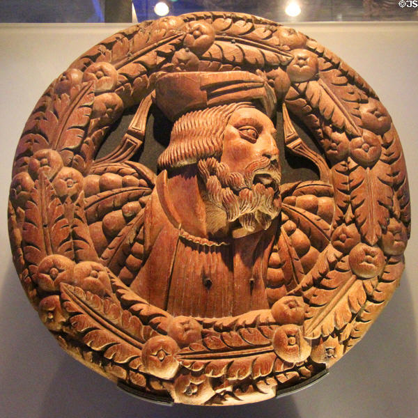 James I (King of Scots 1406-37) replica carving in Stirling Castle Palace gallery. Stirling, Scotland.