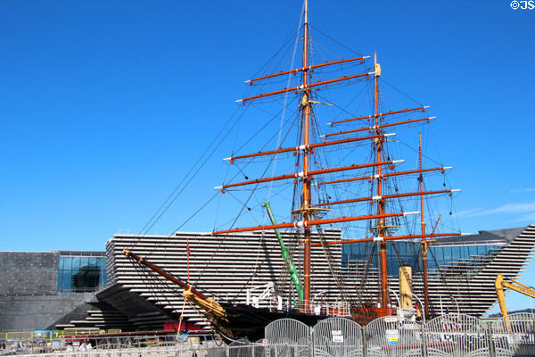 RRS Discovery (1901) built for British National Antarctic Expedition of (1901-4) before V&A Museum of Design. Dundee, Scotland.