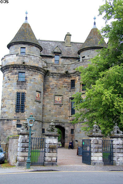 Gatehouse towers with crosshouse (c1500-12) entrance of Falkland Palace. Falkland, Scotland.