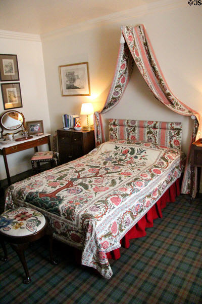 Pink dressing room at Cawdor Castle. Cawdor, Scotland.