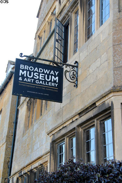 Hanging sign for Broadway Museum & Art Gallery. Broadway, England.