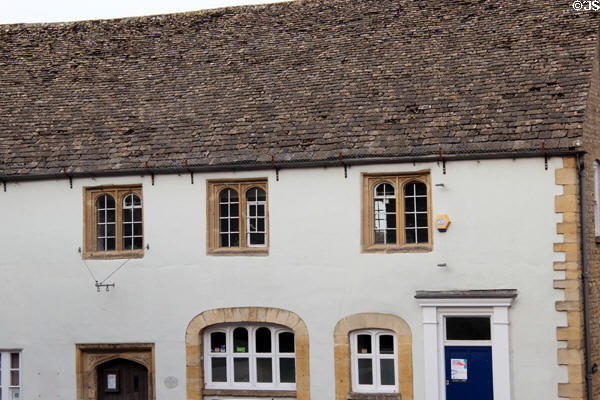 Typical building with quoins & slate roof in historic core. Chipping Norton, England.