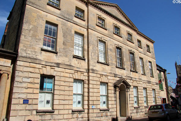 Corinium Museum contains & explains artifacts from Cirencester & area from Neolithic to Victorian times with particular focus on Roman era. Cirencester, England.