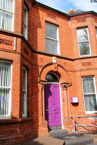 Queen's Quarter neighborhood streetscape. Belfast, Northern Ireland.