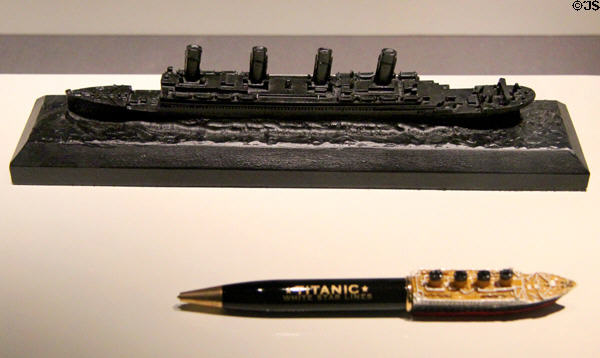 Souvenir Titanic model ship & pen at Ulster Transport Museum. Belfast, Northern Ireland.