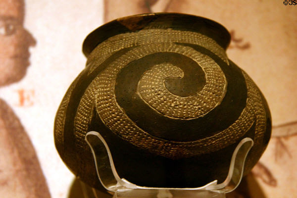 Native American earthenware jar (1500-1700) from Ouachita River Valley at Historic Arkansas Museum. Little Rock, AR.