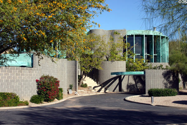 Modern home on 31st St. Phoenix, AZ.