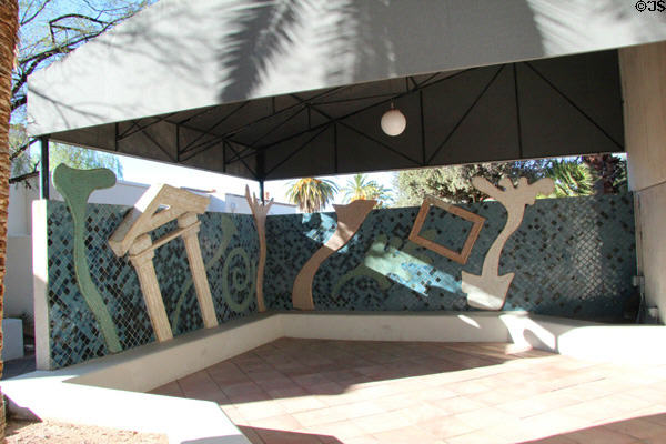 Courtyard sculptures at Tucson Museum of Art. Tucson, AZ.