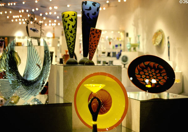 Art glass gallery shop. Palm Springs, CA.