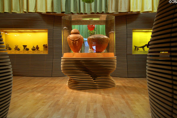 Latin American pre-Columbian Native ceramics gallery with freeform cases by Jorge Pardo (2008) at LACMA. Los Angeles, CA.