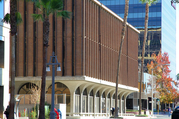 Superior Court of California Self-Help Center (3535 10th St.). Riverside, CA.