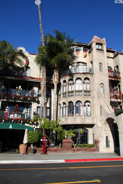 Christmas displays over entrance facade of Mission Inn. Riverside, CA.