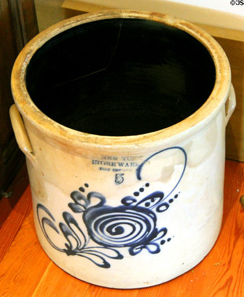 New York stoneware crock at Calaveras County Downtown Museum. San Andreas, CA.
