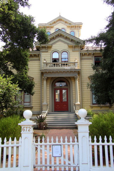 Victorian facade of Pardee Home Museum. Oakland, CA.