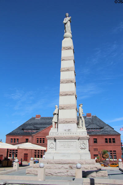 New London Civil War Memorial (1896) before New London Union Station. New London, CT.