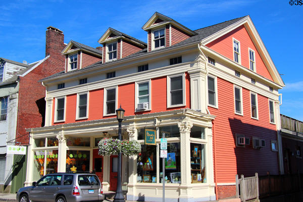 Heritage commercial building (140 Bank St.). New London, CT.
