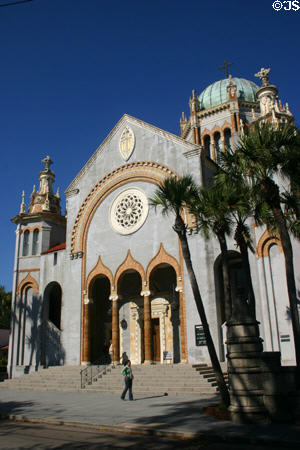 Memorial Presbyterian Church (1890) built by railway magnate Henry Flagler at Seville & Valencia Streets. St Augustine, FL. Style: Venetian Renaissance.