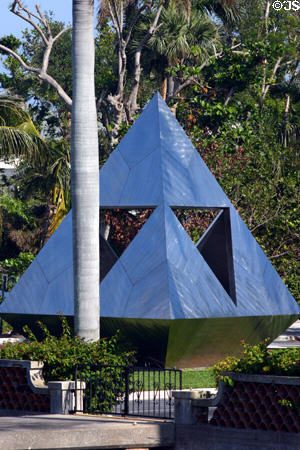 Intetra, Mist Fountain (1974-6) by Isamu Noguchi at Society of the Four Arts museums. Palm Beach, FL.