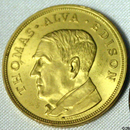 Thomas Alva Edison portrait medal for Electrical Exposition & Motor Show of New York (1913) by C.G. Braxmar. Fort Myers, FL.
