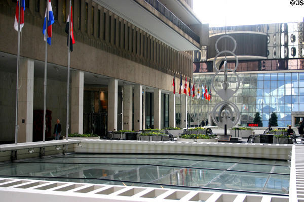 Plaza of Peachtree Center. Atlanta, GA. Architect: Edwards & Portman.