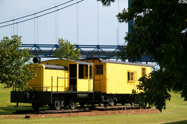 Shunting locomotive & rail work car on display in River View Park. Clinton, IA.