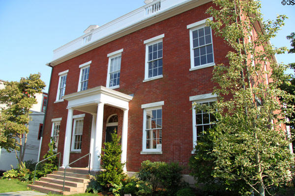 Andrew Robeson house (1821) (32 William St. at 2nd St.). New Bedford, MA. Style: Federal.