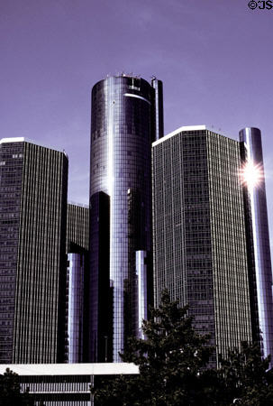 Renaissance Center has central round tower plus four shorter squarish towers. Detroit, MI.