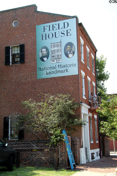 Eugene Field House (1829) & St. Louis Toy Museum (634 South Broadway). St. Louis, MO. On National Register.