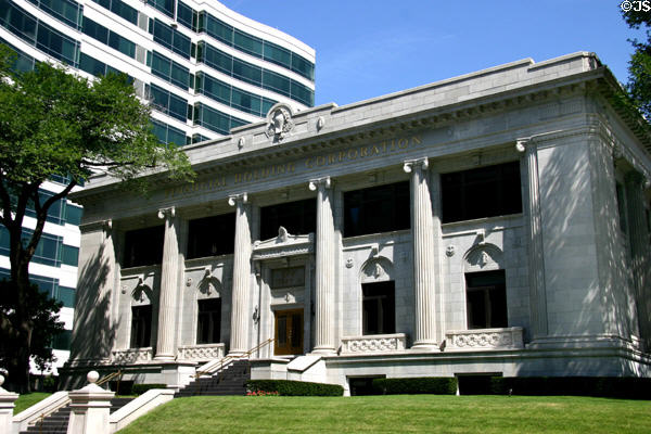 American Hereford Cattle Breeders Assoc. Building (1919) (300 West 11th St.). Kansas City, MO. Style: Neo-Classical.