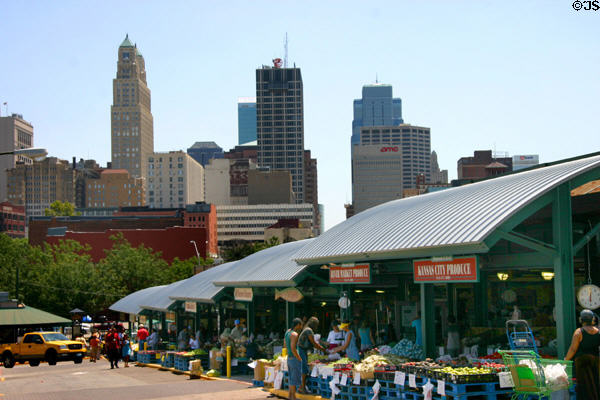 Kansas City skyline over City Market. Kansas City, MO.