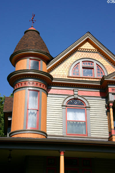 Queen Anne details of Bullene-Choplin House (c1887). Independence, MO.