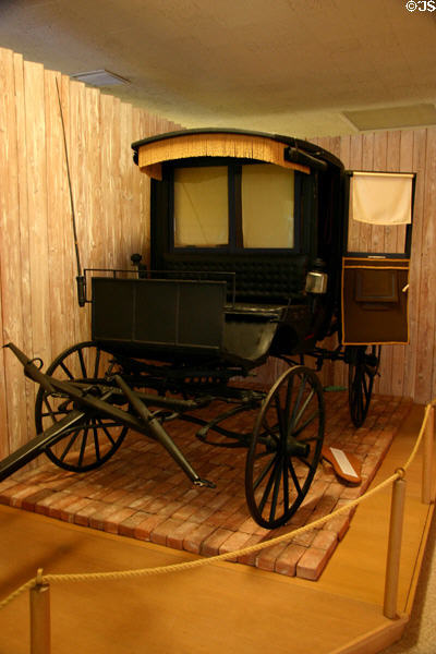 Carriage from Mark Twain's Hartford, CT home at Mark Twain Memorial Shrine. MO.