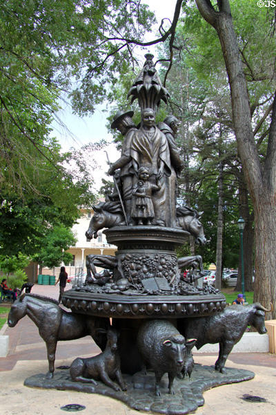 Spanish Colonists of 1598 who settled Santa Fe monument (2003) by Bernabe Romero & Donna Quasthoff at St. Francis Cathedral park. Santa Fe, NM.