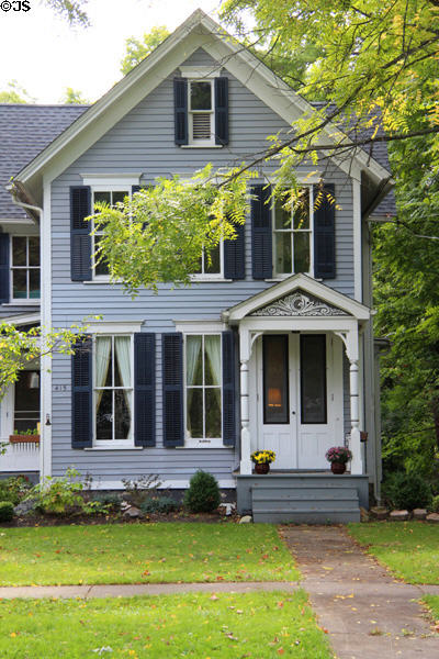 Heritage house (1890) (415 Oakwood Ave.). East Aurora, NY.