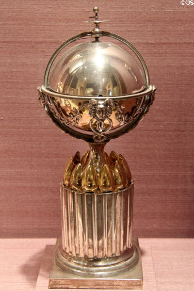 Silver sugar bowl (1804) by Bendix Gijsen of Copenhagen, Denmark at Metropolitan Museum of Art. New York, NY.