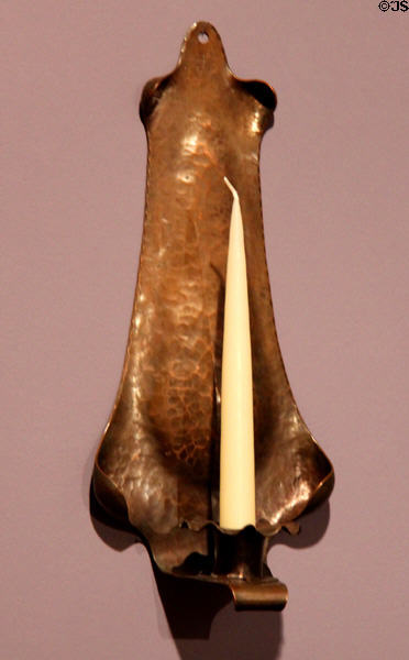 Copper candle sconce (c1910) by Roycroft of East Aurora, NY at Brooklyn Museum. Brooklyn, NY.