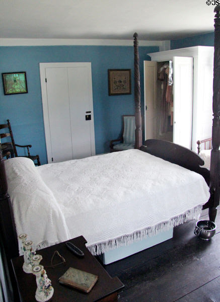 Four poster bed with tufted bedspread at Home Sweet Home Museum. East Hampton, NY.