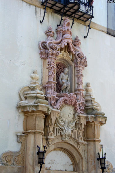 Rescued portal surround from Vanderbilt New York City townhouse with sculpture of architect at Vanderbilt Mansion. Centerport, NY.