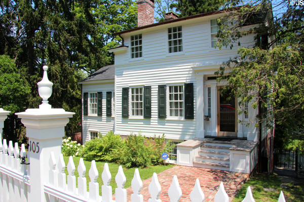 Obadiah W. Valentine House (1833-6) (105 Main St.). Roslyn, NY.