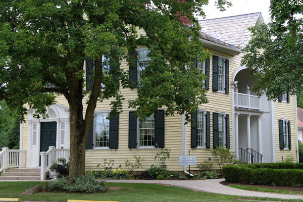 Sherwood-Davidson House (1825) at Licking County Historical Society complex on Veterans Park. Newark, OH.