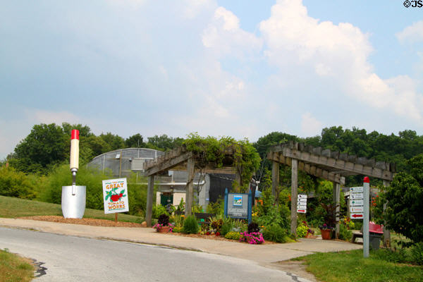 Decorative landscaping at Lake Metroparks Farmpark. Kirtland, OH.