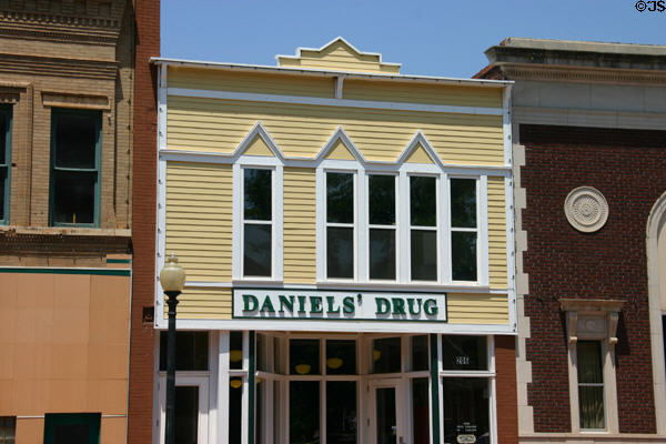 Wooden Gothic-Revival commercial building (206 W Oklahoma Ave.). Guthrie, OK.