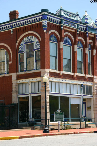 De Ford building (1890) (S 2nd St.). Guthrie, OK. Architect: Joseph Foucart.