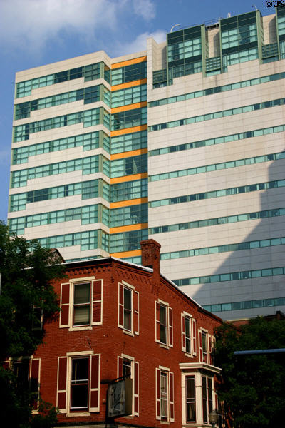 Rachel Carson Building (1990) (17 floors) Pennsylvania Departments of Environmental Protection + Conservation & Natural Resources. Harrisburg, PA. Architect: Geddes Brecher Qualls & Cunningham, Hayes Large Architects.