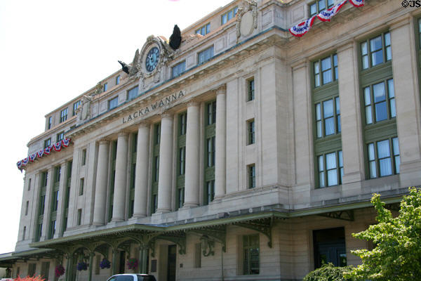 Erie-Lackawanna Railroad Station (now a hotel) (1908) (700 Lackawanna Ave.). Scranton, PA. Architect: Kenneth M. Murchison. On National Register.