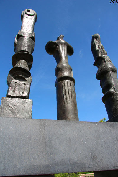 Upright sculptures with central Glenkiln Cross (1955-6) by Henry Moore at Amon Carter Museum of American Art. Fort Worth, TX.
